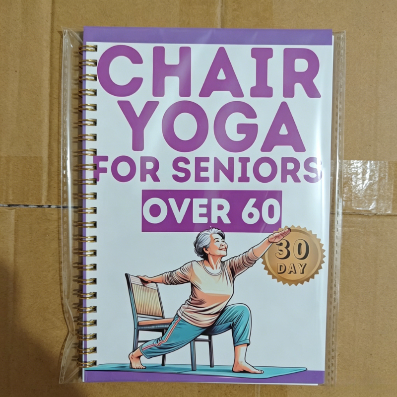 28-Day Chair Yoga Weight Loss  - Fitness Journal Planner recensione e prezzo